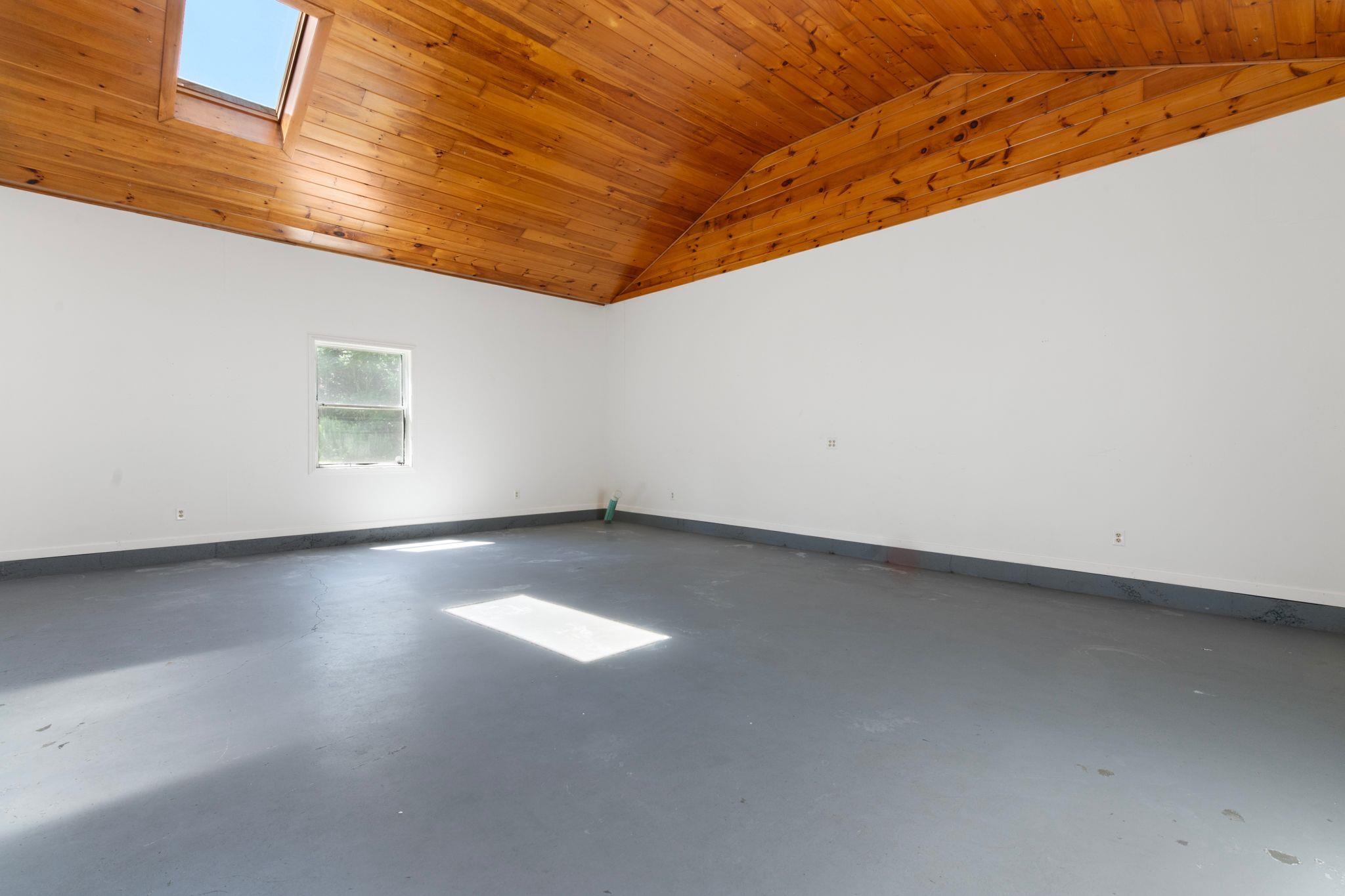 752 Butternut Hill Road Guilford, VT 05301 - Photo 4 of 14 Gallery Image 4