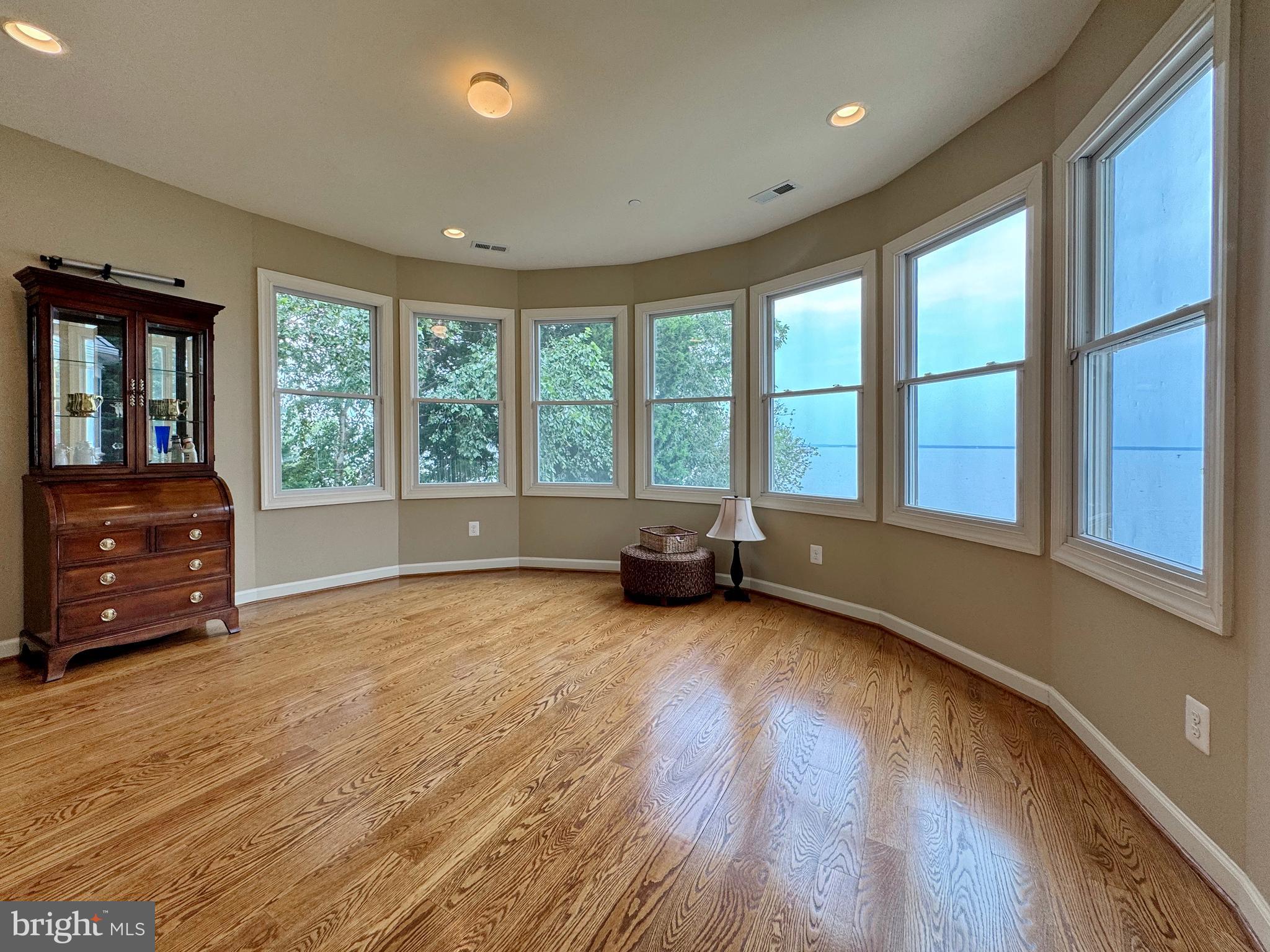 11660 Bachelors Hope Court Issue, MD 20645 - Photo 76 of 82 Open space on 2nd , office, reading area