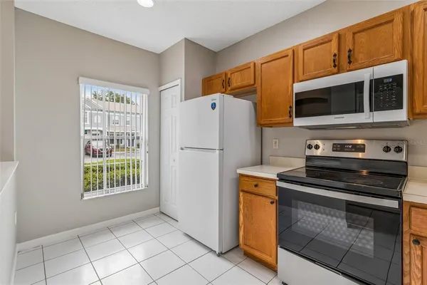 $169,000 | 2237 Lake Woodberry Circle, Brandon, FL 33510