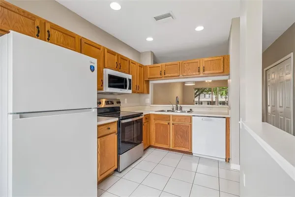 $169,000 | 2237 Lake Woodberry Circle, Brandon, FL 33510