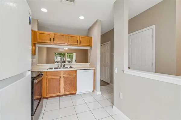 $169,000 | 2237 Lake Woodberry Circle, Brandon, FL 33510