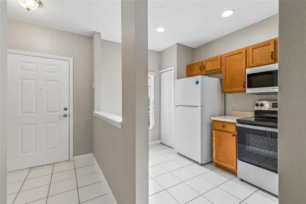 $169,000 | 2237 Lake Woodberry Circle, Brandon, FL 33510