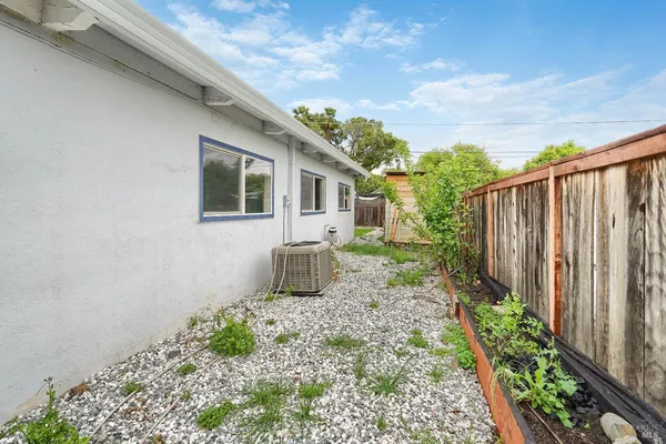$475,000 | 1500 Monroe Street, Fairfield, CA 94533