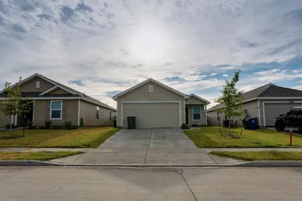 $1,695 | 5324 Vinebrook Way, Princeton, TX 75407
