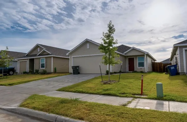 $1,695 | 5324 Vinebrook Way, Princeton, TX 75407