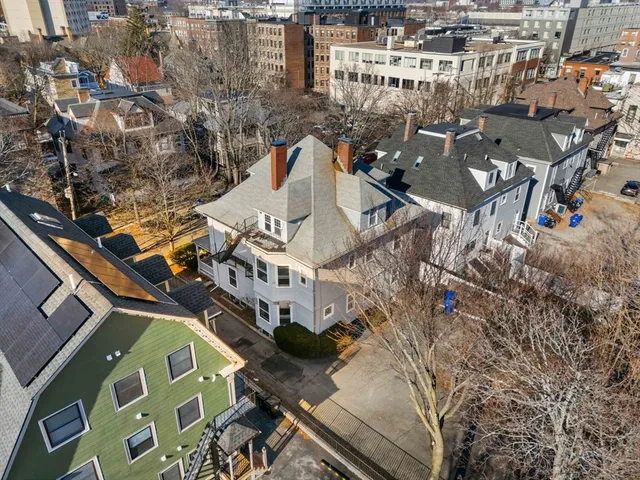 $2,875,000 | 28 Winslow Road, Brookline, MA 02446