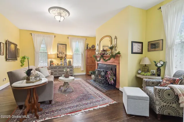 $674,900 | 255 Main Street, Schoharie, NY 12157