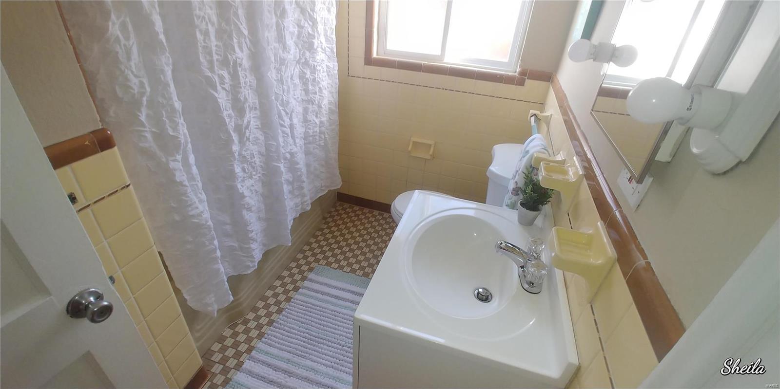 5670 Lucas And Hunt Road St. Louis, MO 63136 - Photo 9 of 21 Gallery Image 9