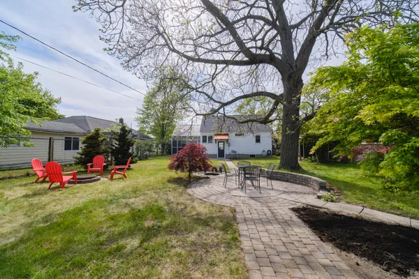 $350,000 | 504 North Lewis Street, Ludington, MI 49431