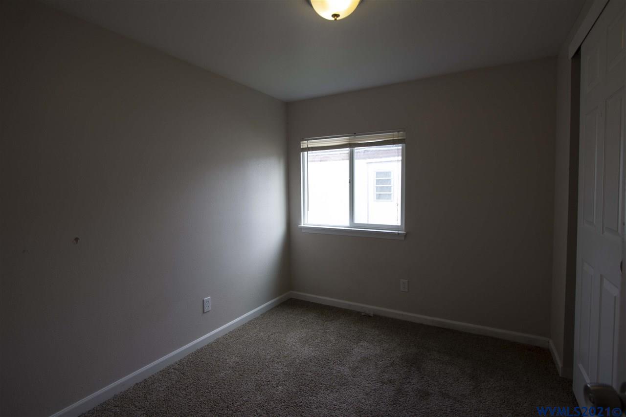 2010 Southwest 3rd ( Street, Unit 4 Corvallis, OR 97333 - Photo 14 of 22