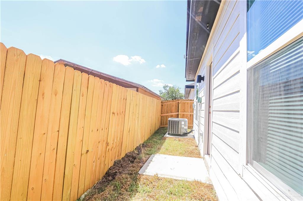 1046 Hidalgo Street Mercedes, TX 78570 - Photo 19 of 21 a view of a balcony