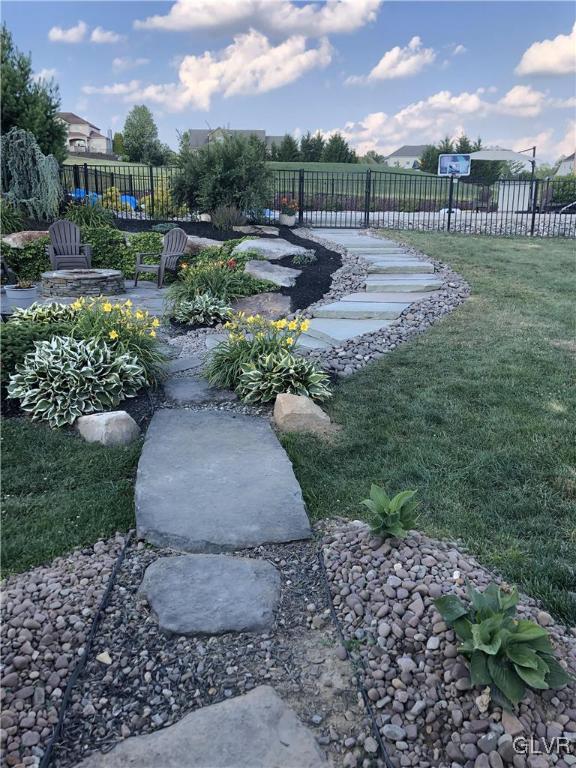 127 Fox Ridge Nazareth, PA 18064 - Photo 47 of 48 a view of a garden with a fountain