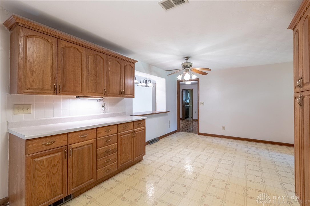 3445 Penewit Road Spring Valley, OH 45370 - Photo 10 of 29