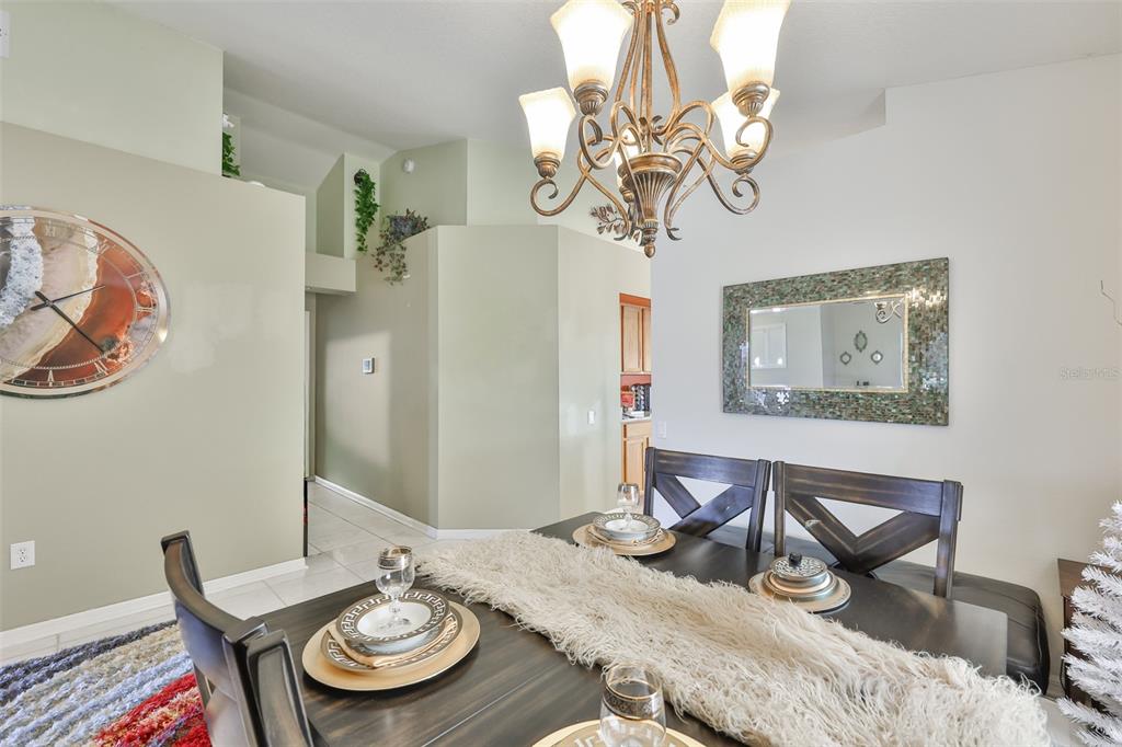 942 Ridge Haven Drive Brandon, FL 33511 - Photo 12 of 37