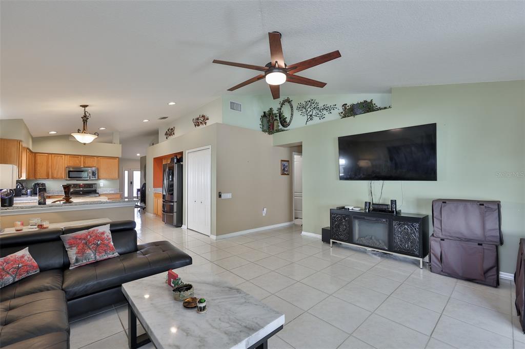 942 Ridge Haven Drive Brandon, FL 33511 - Photo 21 of 37