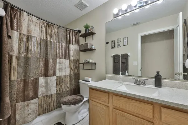 $385,000 | 942 Ridge Haven Drive, Brandon, FL 33511