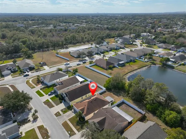 $385,000 | 942 Ridge Haven Drive, Brandon, FL 33511