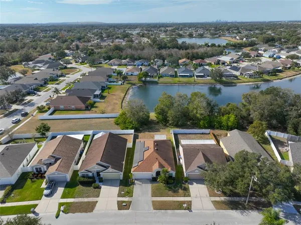 $385,000 | 942 Ridge Haven Drive, Brandon, FL 33511