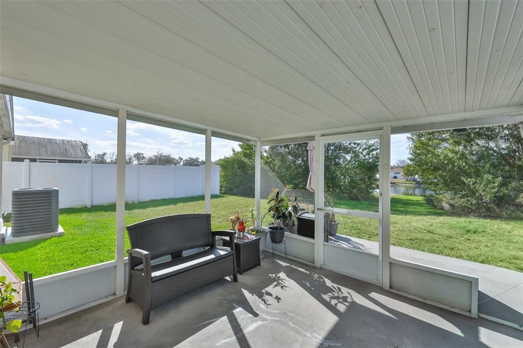 942 Ridge Haven Drive Brandon, FL 33511 - Photo 8 of 37