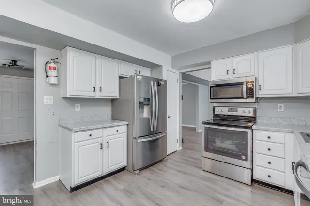 $599,900 | 45 Stratford Lane, Mount Laurel, NJ 08054