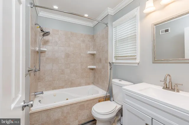 $599,900 | 45 Stratford Lane, Mount Laurel, NJ 08054