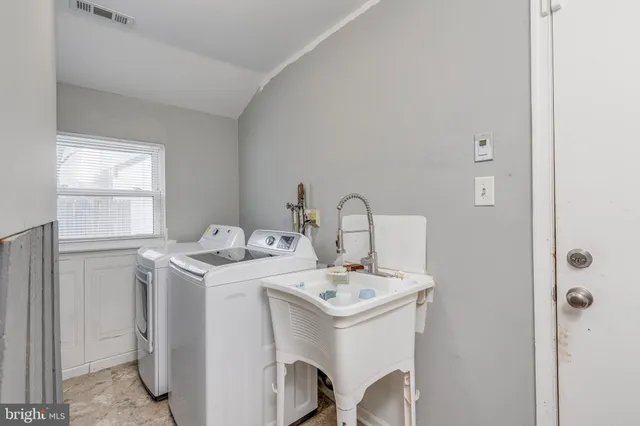 $599,900 | 45 Stratford Lane, Mount Laurel, NJ 08054