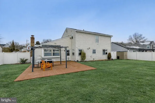 $599,900 | 45 Stratford Lane, Mount Laurel, NJ 08054