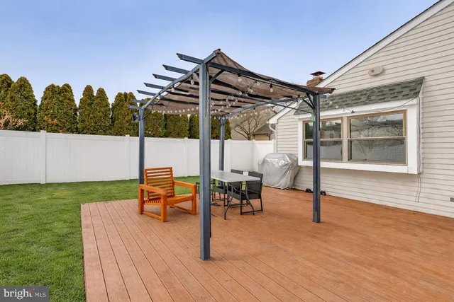 $599,900 | 45 Stratford Lane, Mount Laurel, NJ 08054