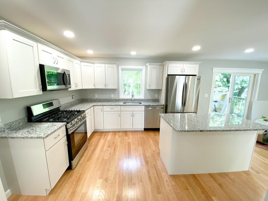 19 Observatory Avenue Haverhill, MA 01832 - Photo 3 of 17