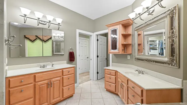 $823,000 | 7609 Billingsley Woods, Fort Wayne, IN 46804