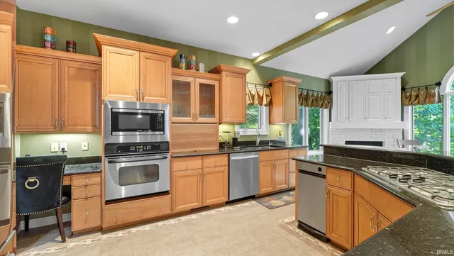 $823,000 | 7609 Billingsley Woods, Fort Wayne, IN 46804