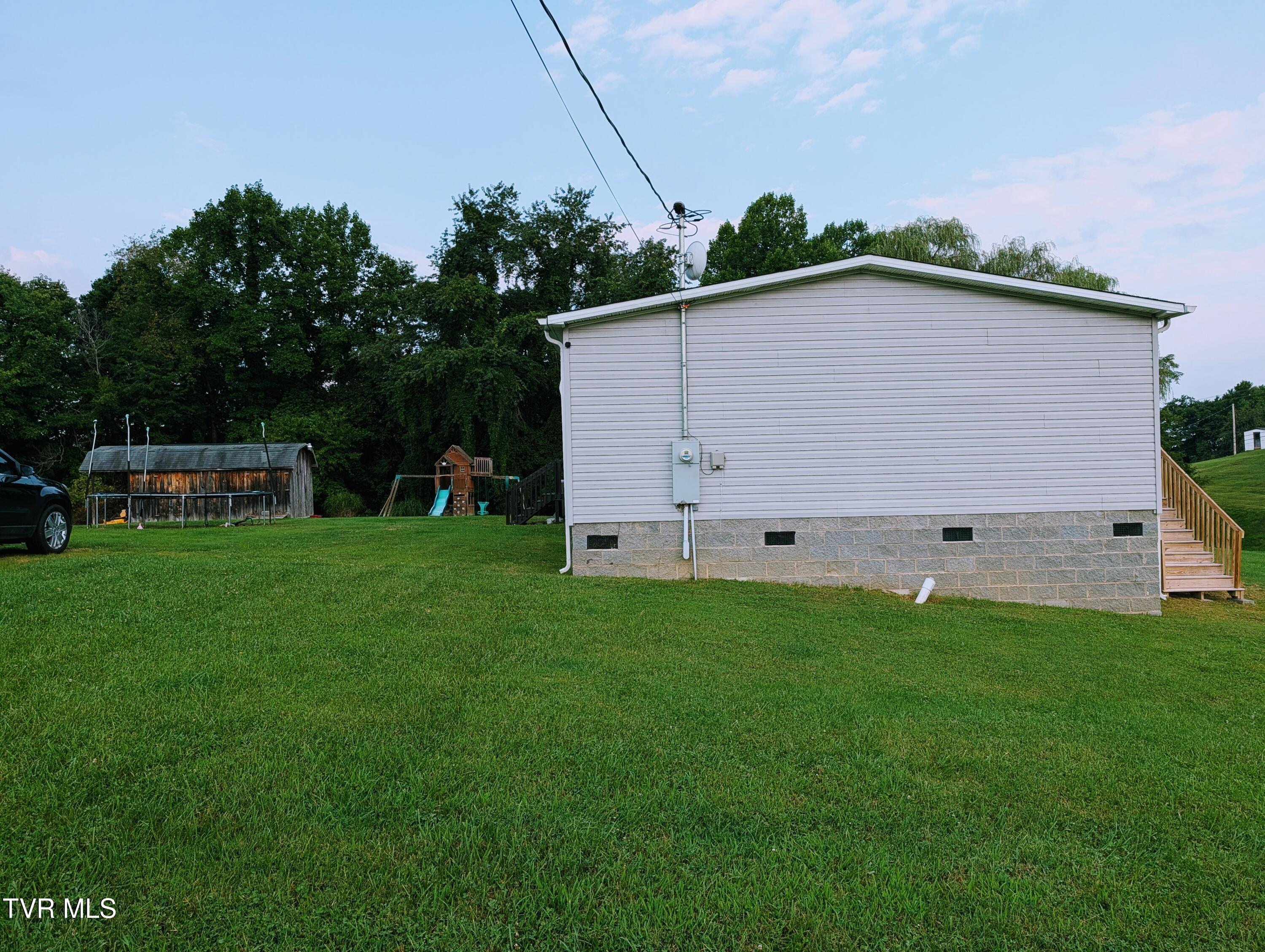 4949 DC Caney Ridge Road Clintwood, VA 24228 - Photo 5 of 30 8424