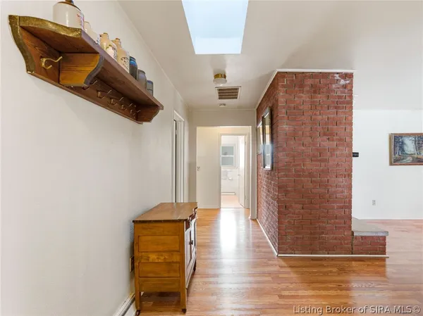 $1 | 205 Crestwood Drive, Madison, IN 47250