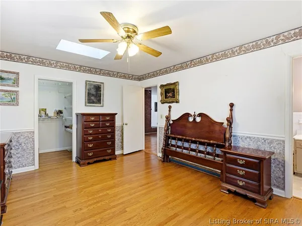 $1 | 205 Crestwood Drive, Madison, IN 47250