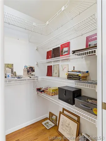 $1 | 205 Crestwood Drive, Madison, IN 47250