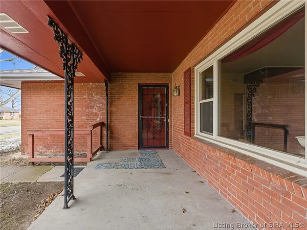 $1 | 205 Crestwood Drive, Madison, IN 47250