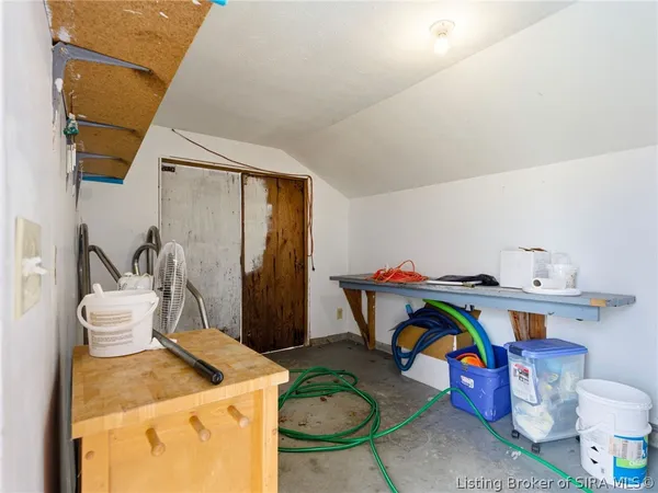 $1 | 205 Crestwood Drive, Madison, IN 47250