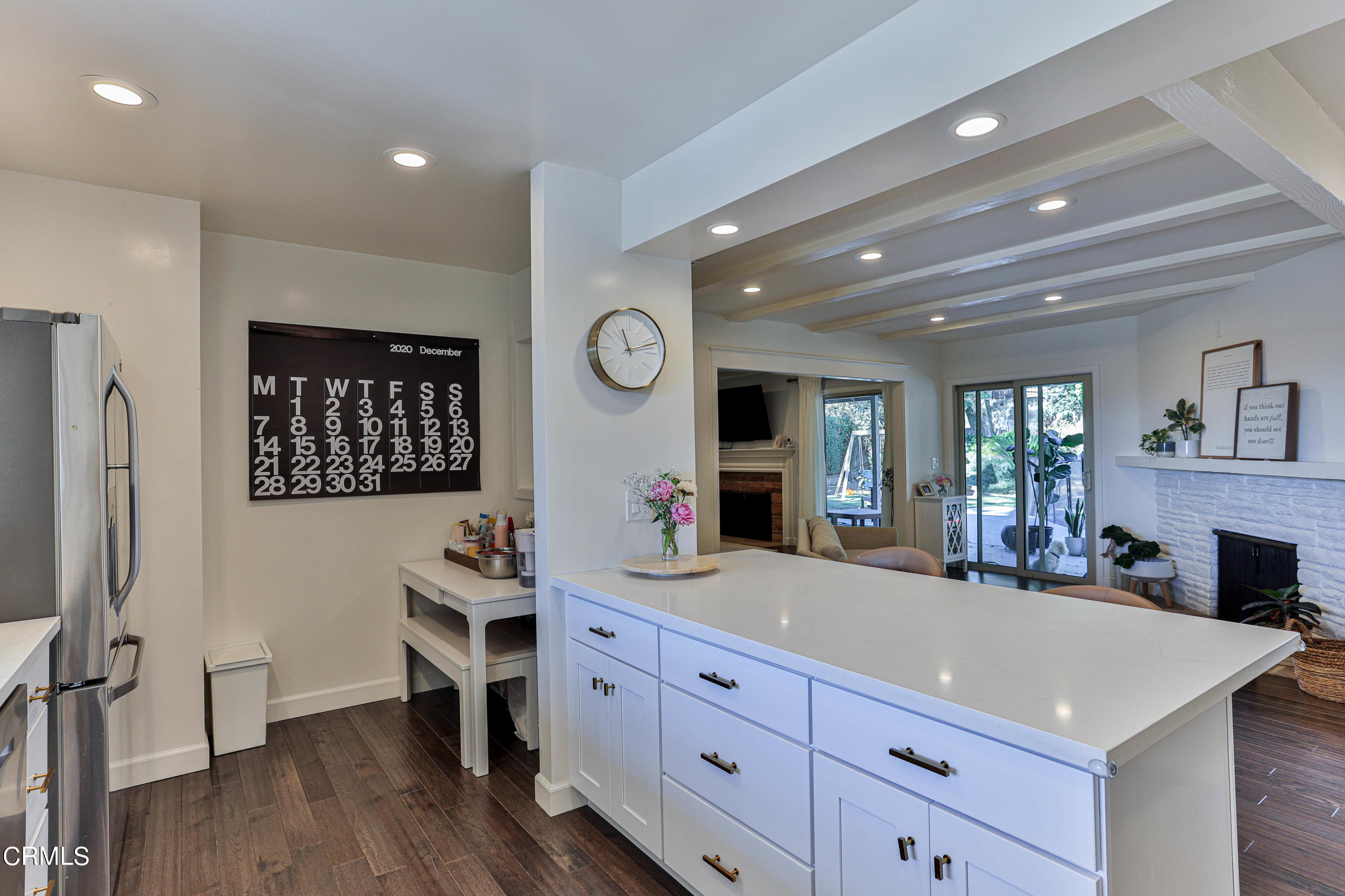 911 Flanders Road La Canada Flintridge, CA 91011 - Photo 16 of 37 16