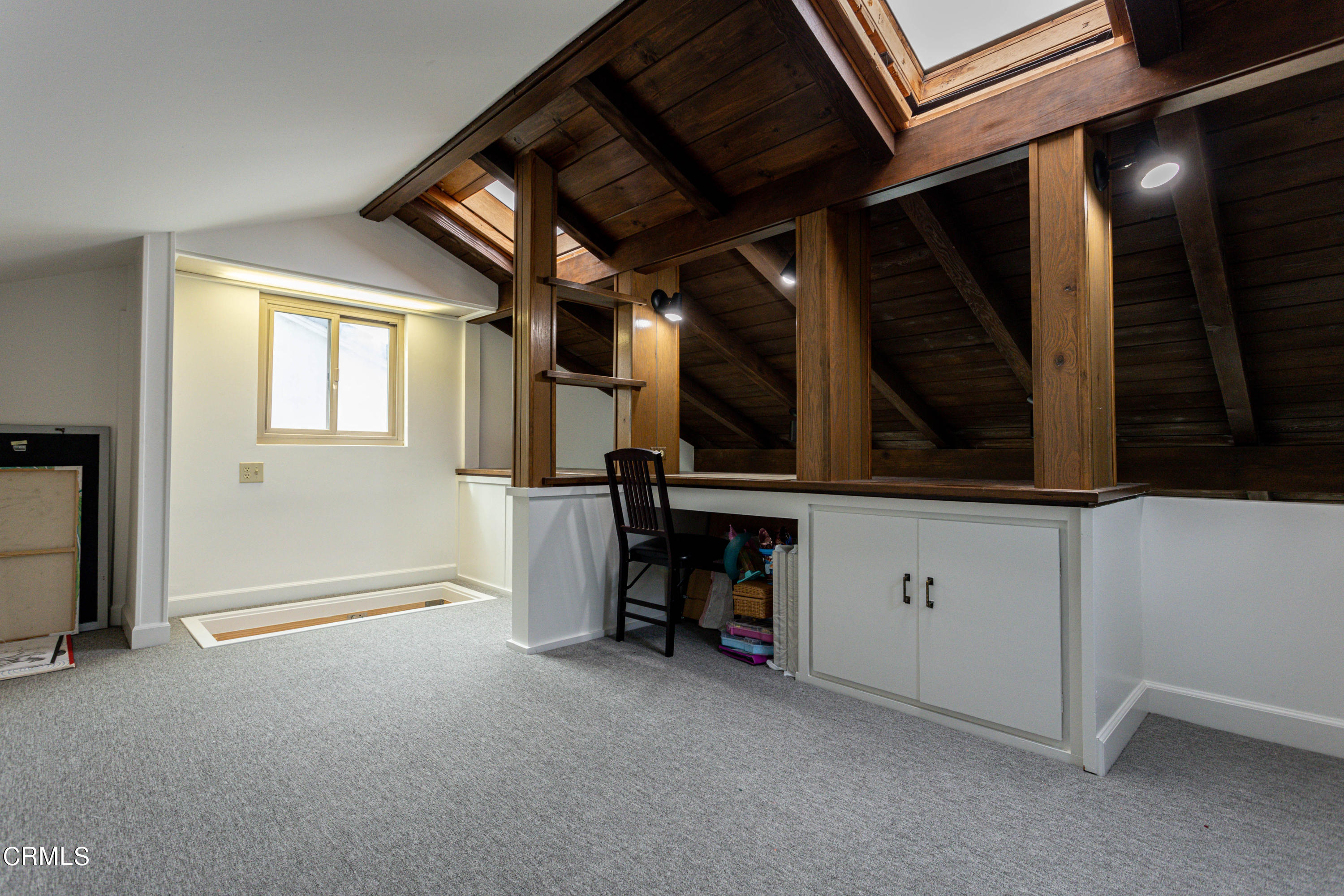 911 Flanders Road La Canada Flintridge, CA 91011 - Photo 25 of 37 43
