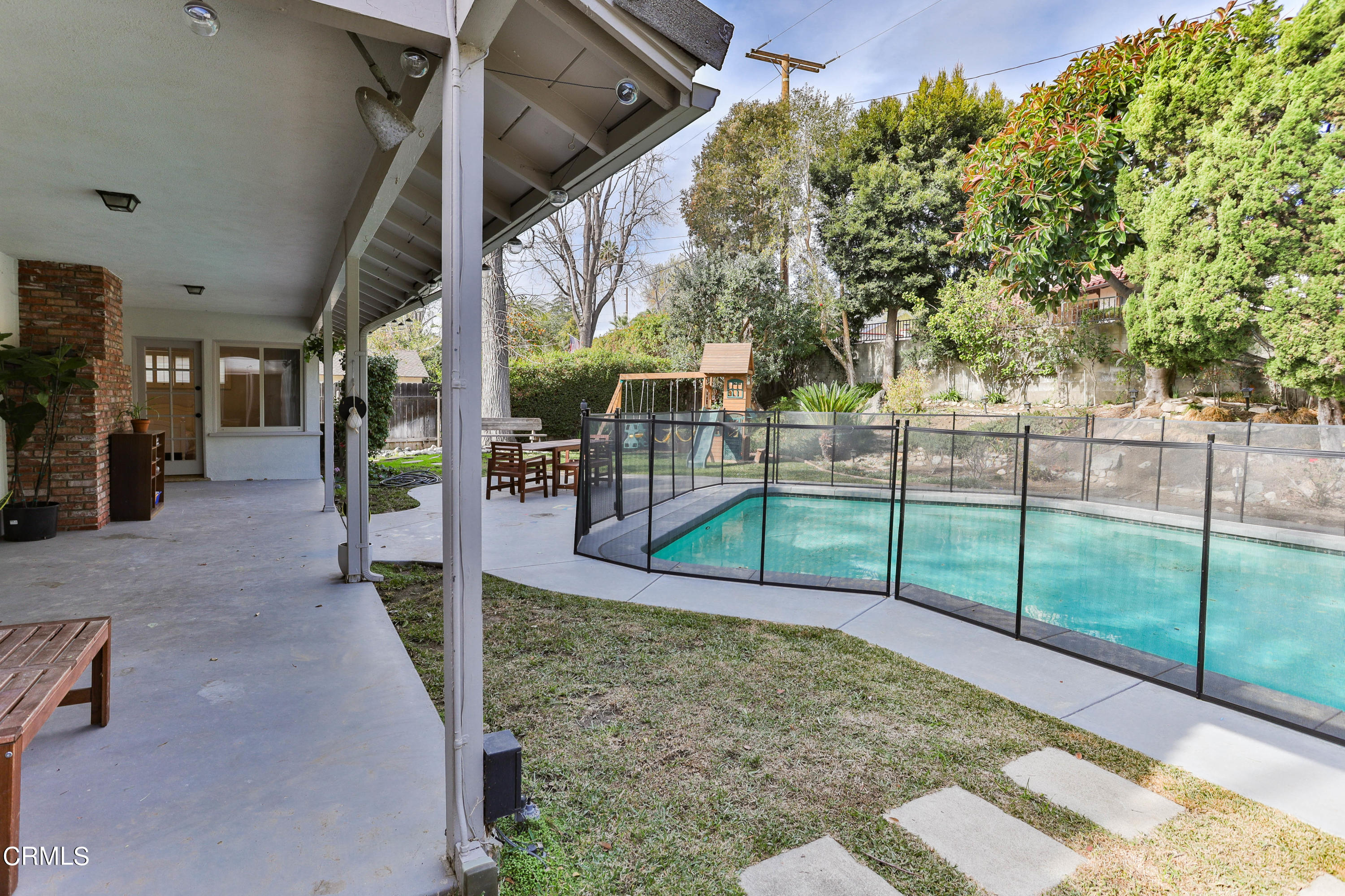 911 Flanders Road La Canada Flintridge, CA 91011 - Photo 34 of 37 54