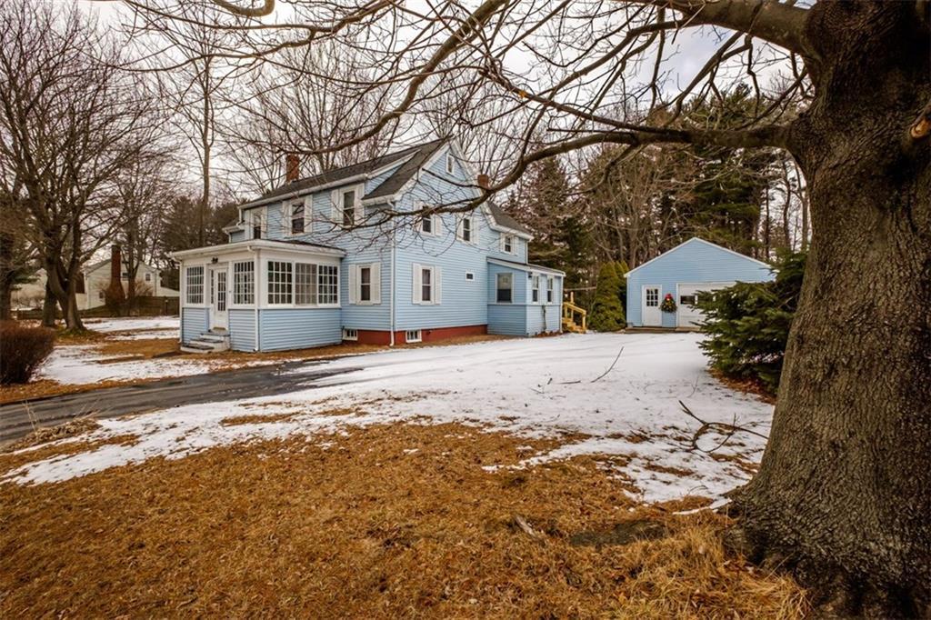 195 Whipple Road Kittery, ME 03904 - Photo 2 of 35 Photo