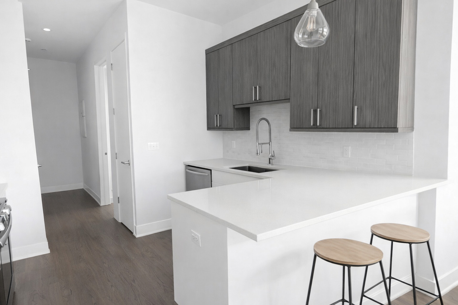 2217 West Madison Street, Unit 214 Chicago, IL 60612 - Photo 3 of 20