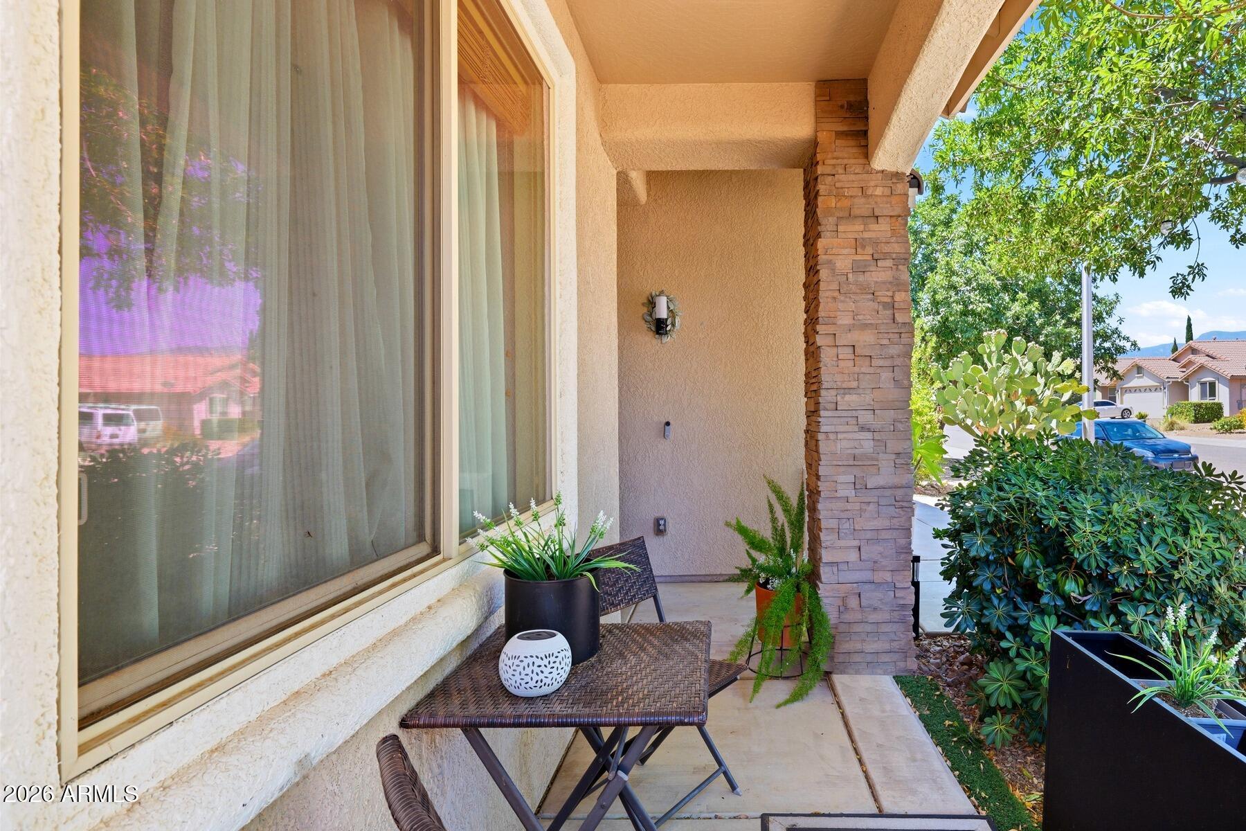 673 Tanner Drive Sierra Vista, AZ 85635 - Photo 4 of 40