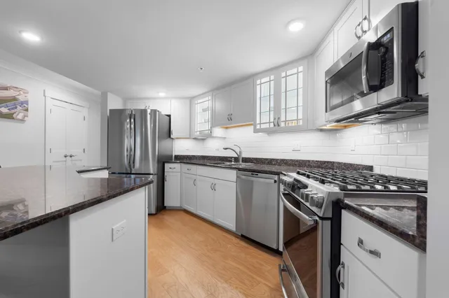 $649,000 | 150 Highway 1, Unit 206, Portsmouth, NH 03801