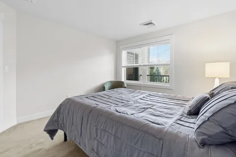 $649,000 | 150 Highway 1, Unit 206, Portsmouth, NH 03801