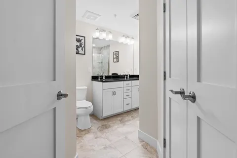 $649,000 | 150 Highway 1, Unit 206, Portsmouth, NH 03801