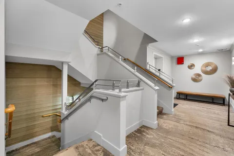 $649,000 | 150 Highway 1, Unit 206, Portsmouth, NH 03801