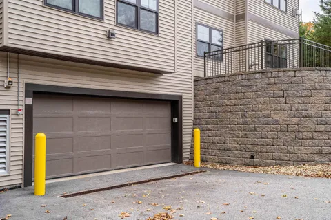 $649,000 | 150 Highway 1, Unit 206, Portsmouth, NH 03801