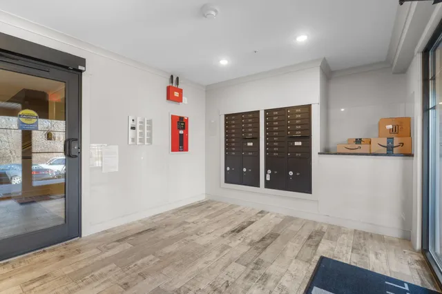 $649,000 | 150 Highway 1, Unit 206, Portsmouth, NH 03801