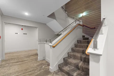 $649,000 | 150 Highway 1, Unit 206, Portsmouth, NH 03801